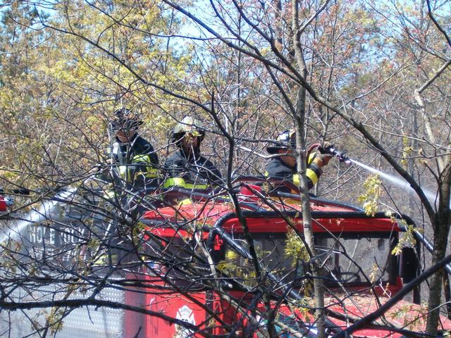 Mutual Aide to Lakeland Brush Fire 5-8-04